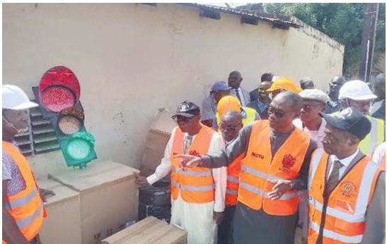 Feux tricolores : Démarrage des travaux de réhabilitation de 30 carrefours de Bamako